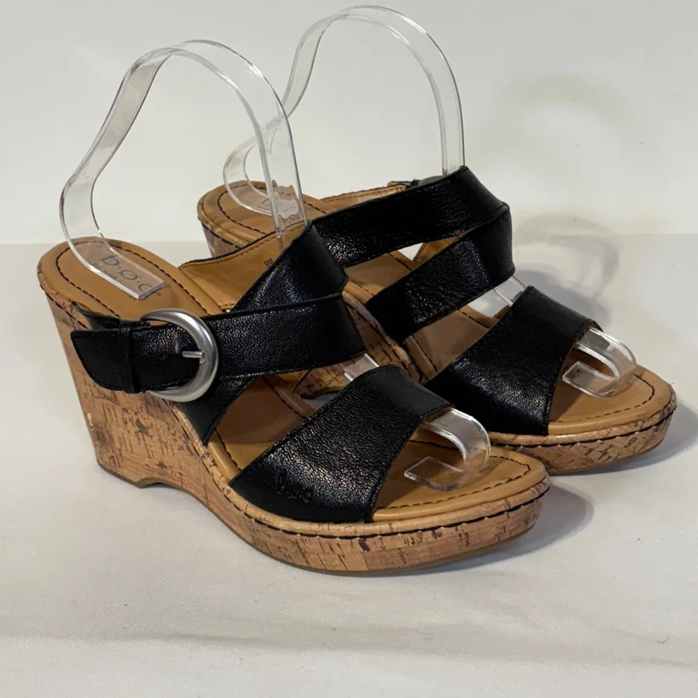 b.o.c. Black Tan Wedge Sandals Adjustable Straps Leather Women’s Size 9 Strappy